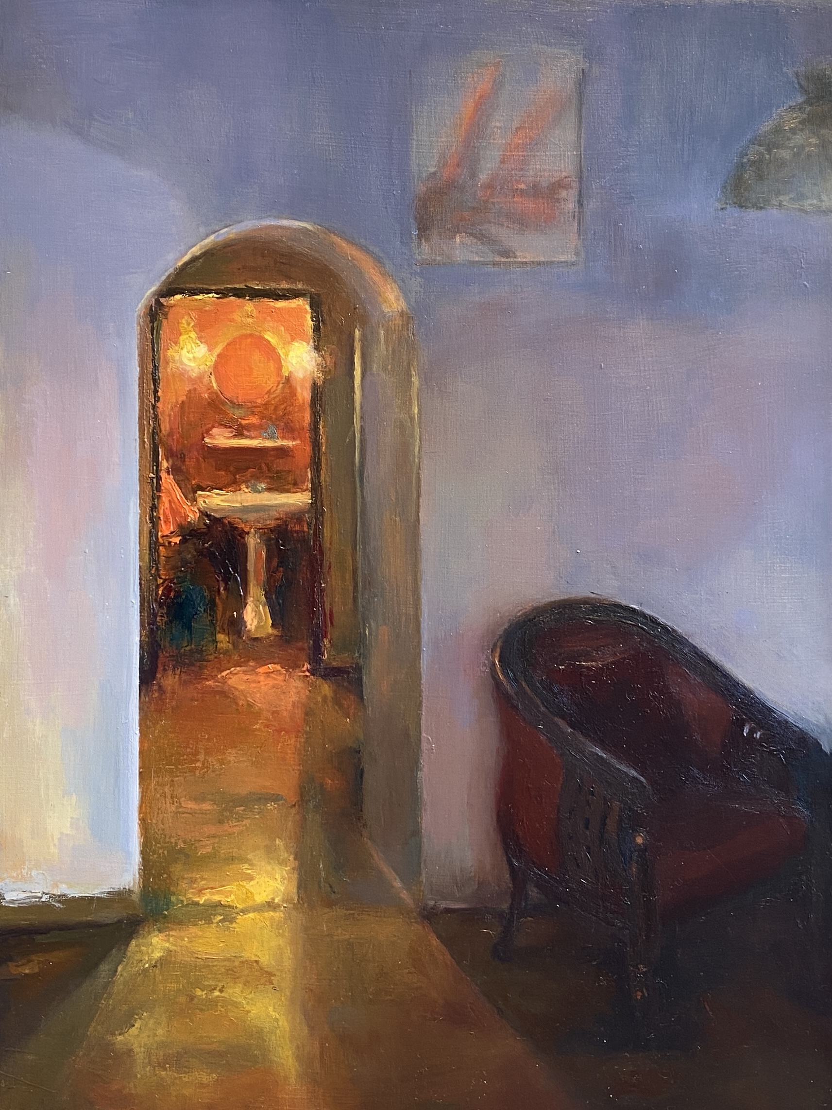 Interieur met rode stoel